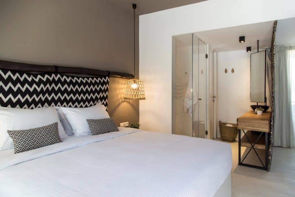 rooms-superior-double-surrounding-view