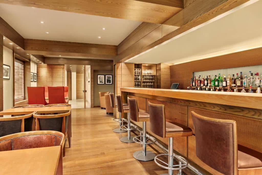bars-baroque-lounge-bar