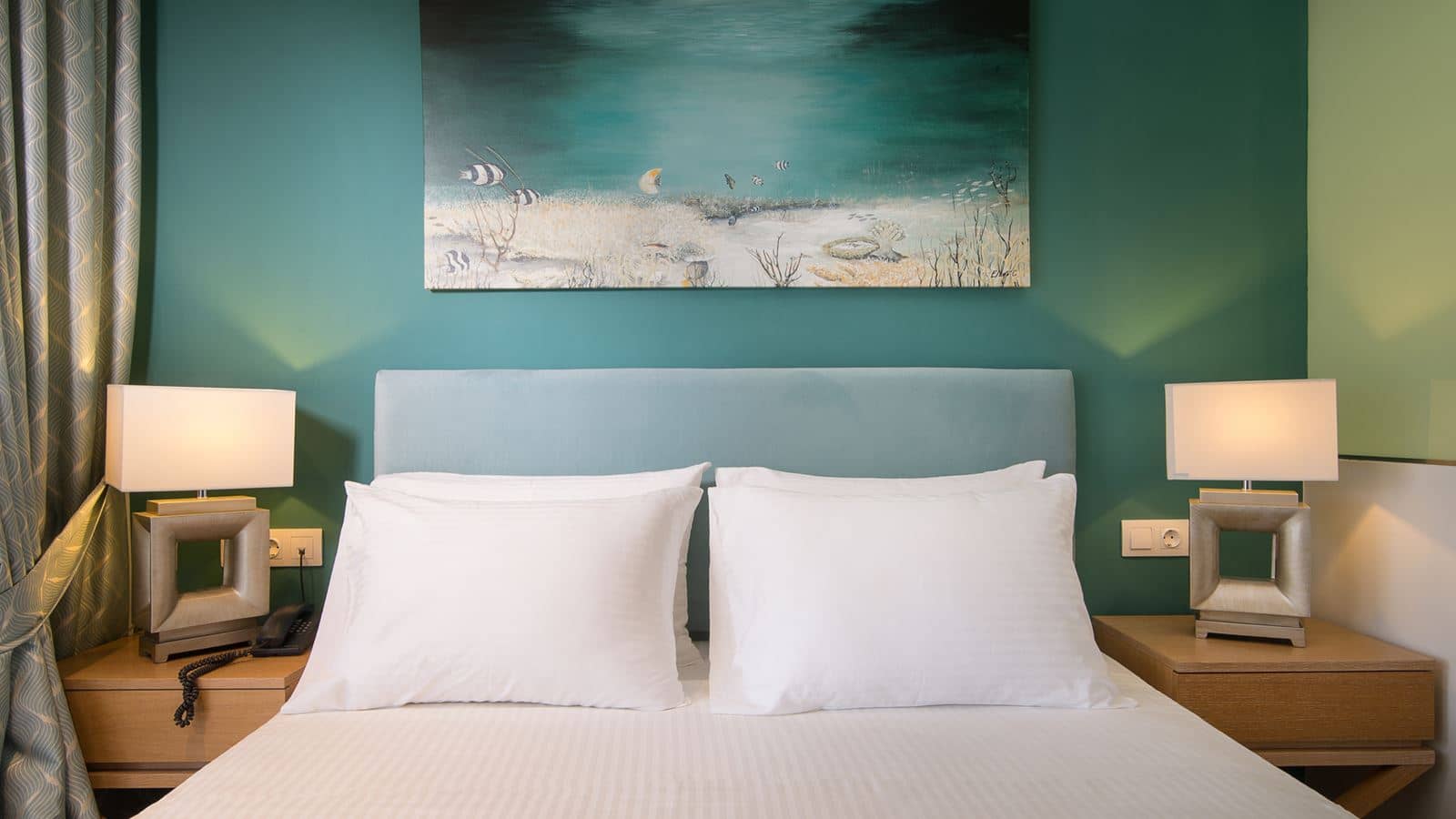 rooms-double-or-twin-premium-room
