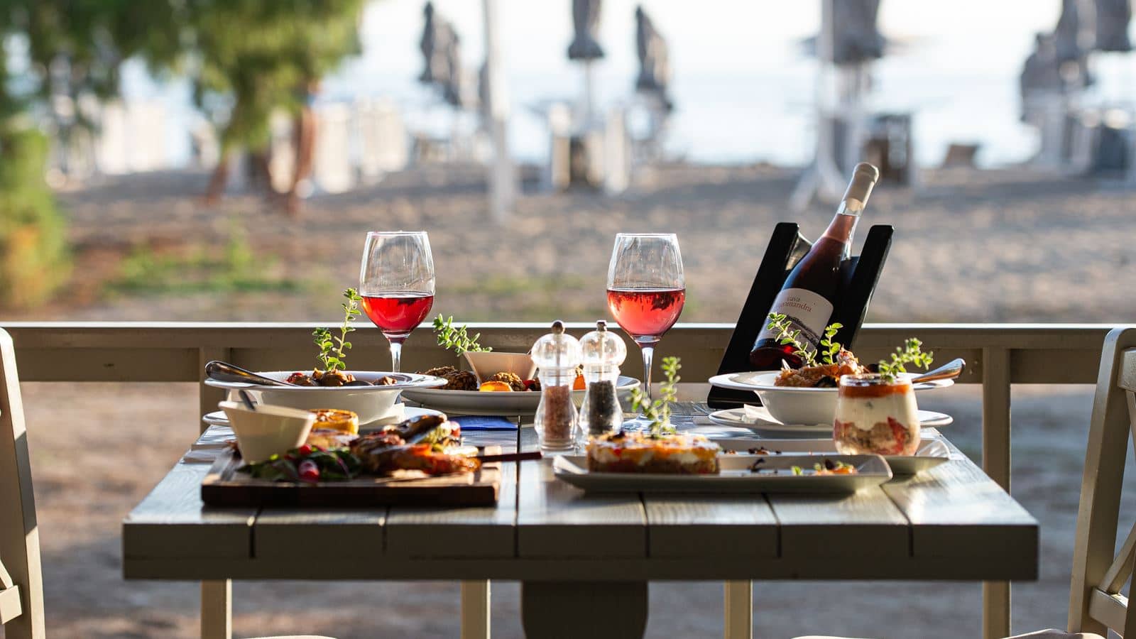 restaurants-thalassa-blue-restaurant