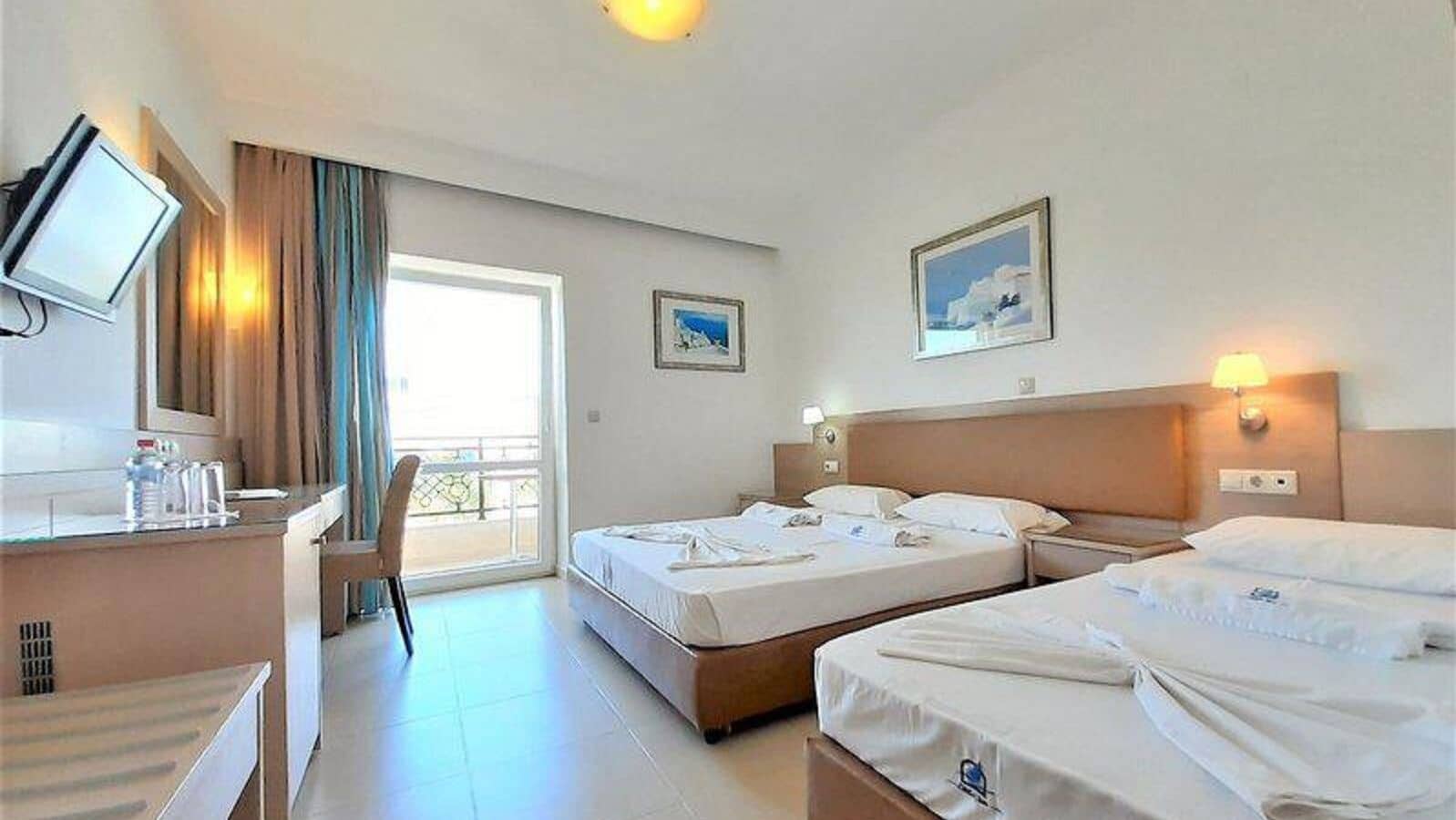 rooms-triple-room