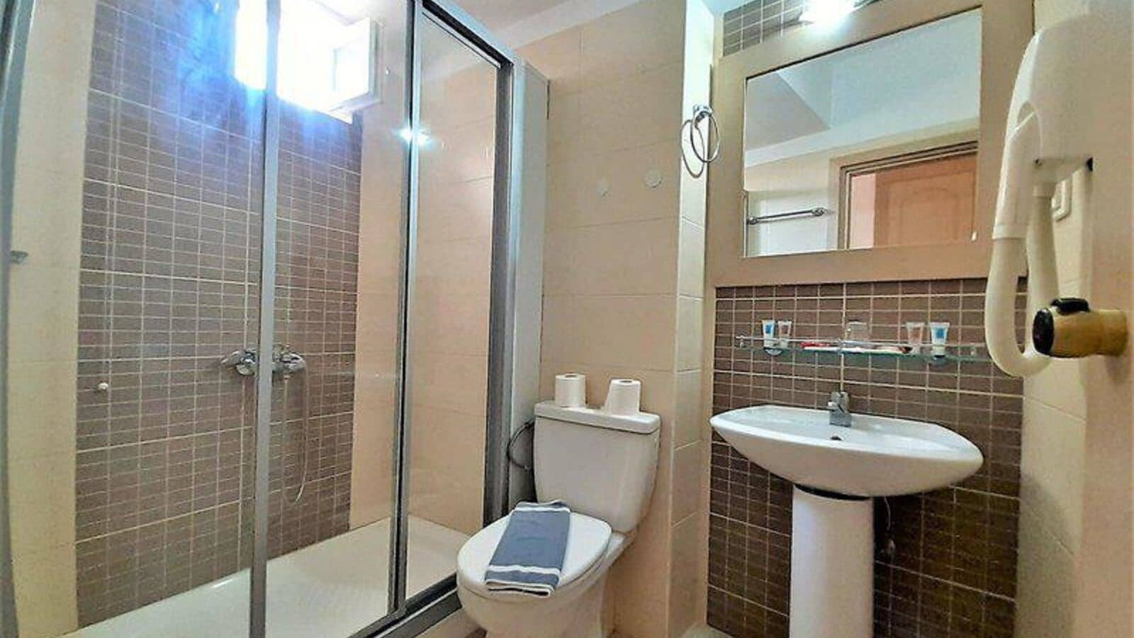 rooms-single-room