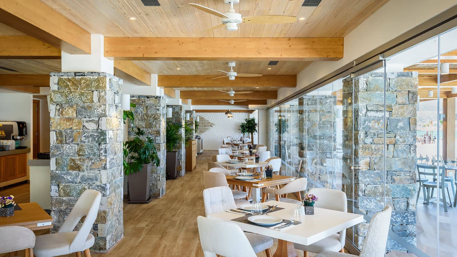 restaurants-main-building