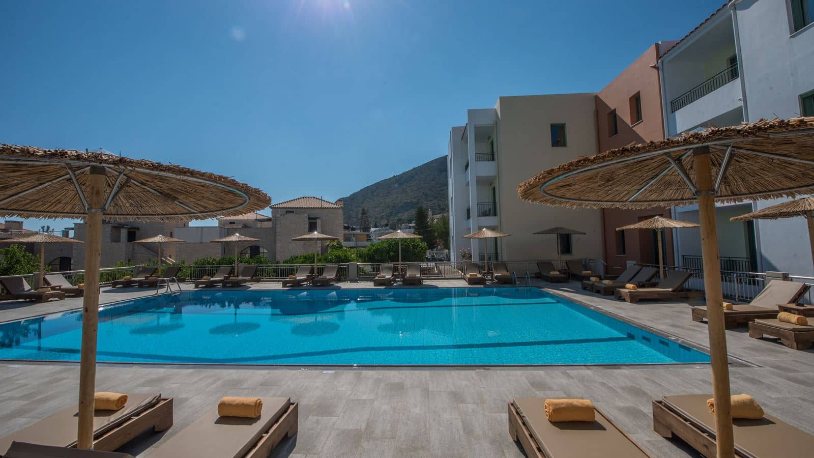 pools-outdoor-pool