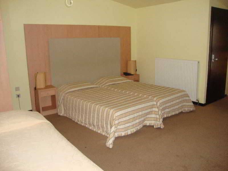 rooms-double-connecting-room