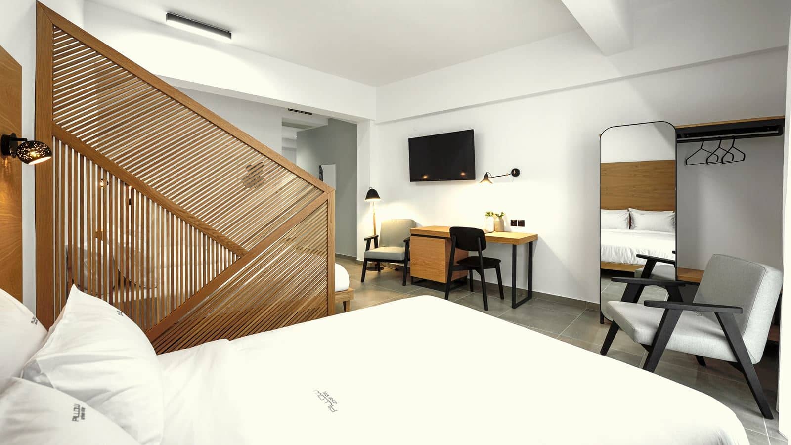 rooms-family-room-city-view