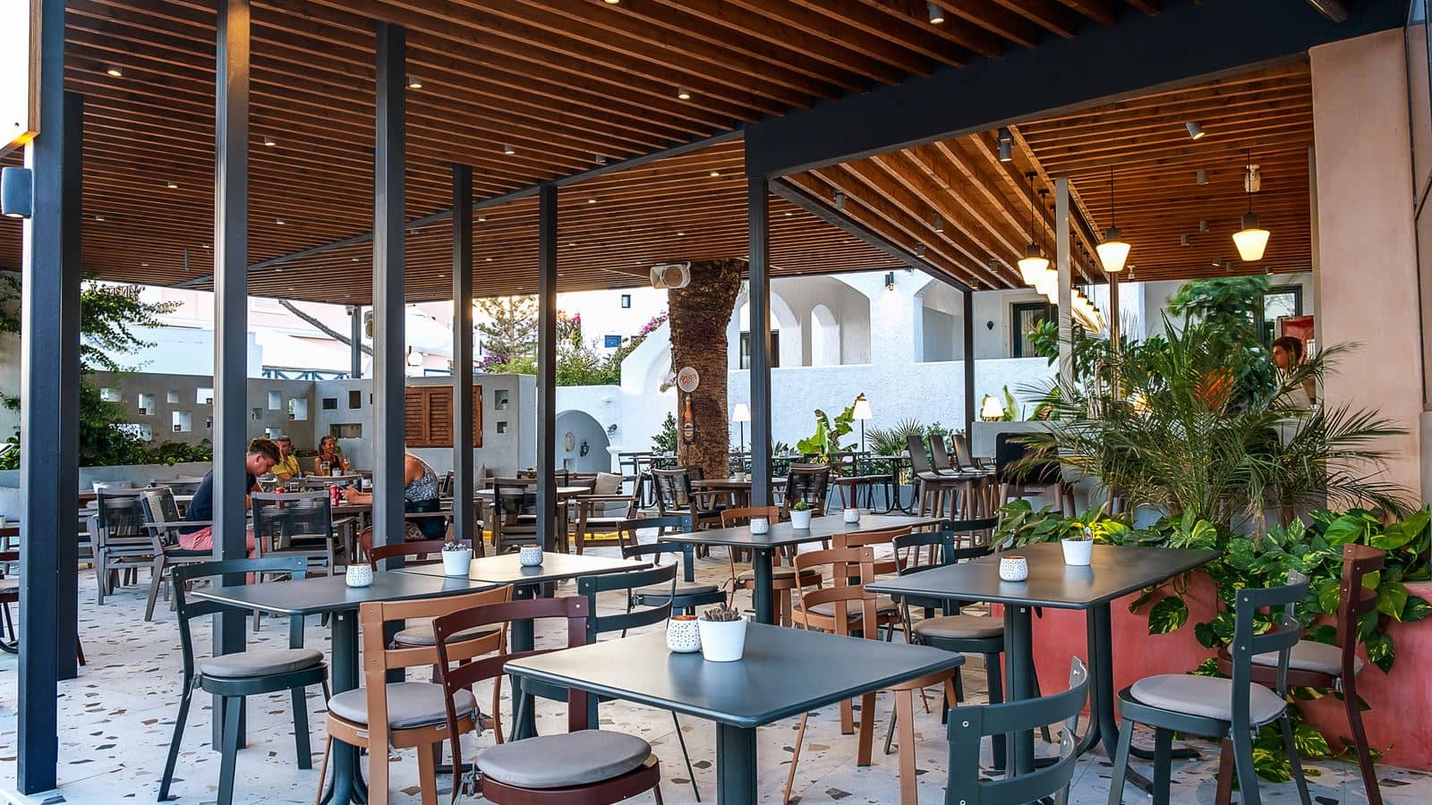 restaurants-restaurants