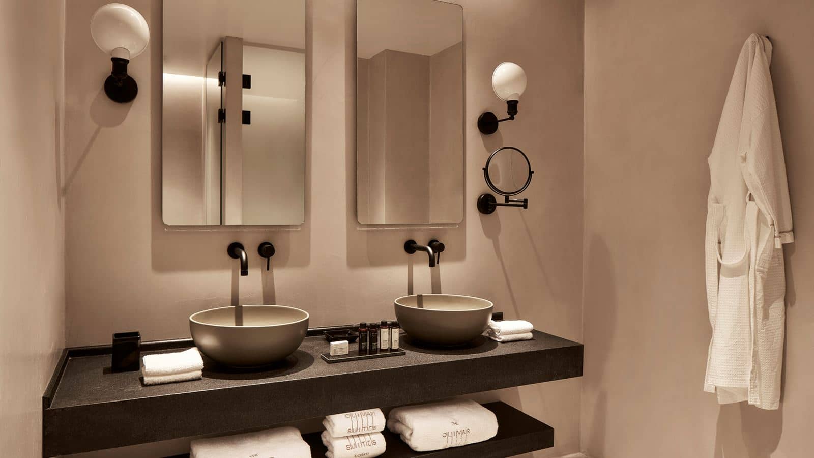rooms-junior-suite-with-private-pool