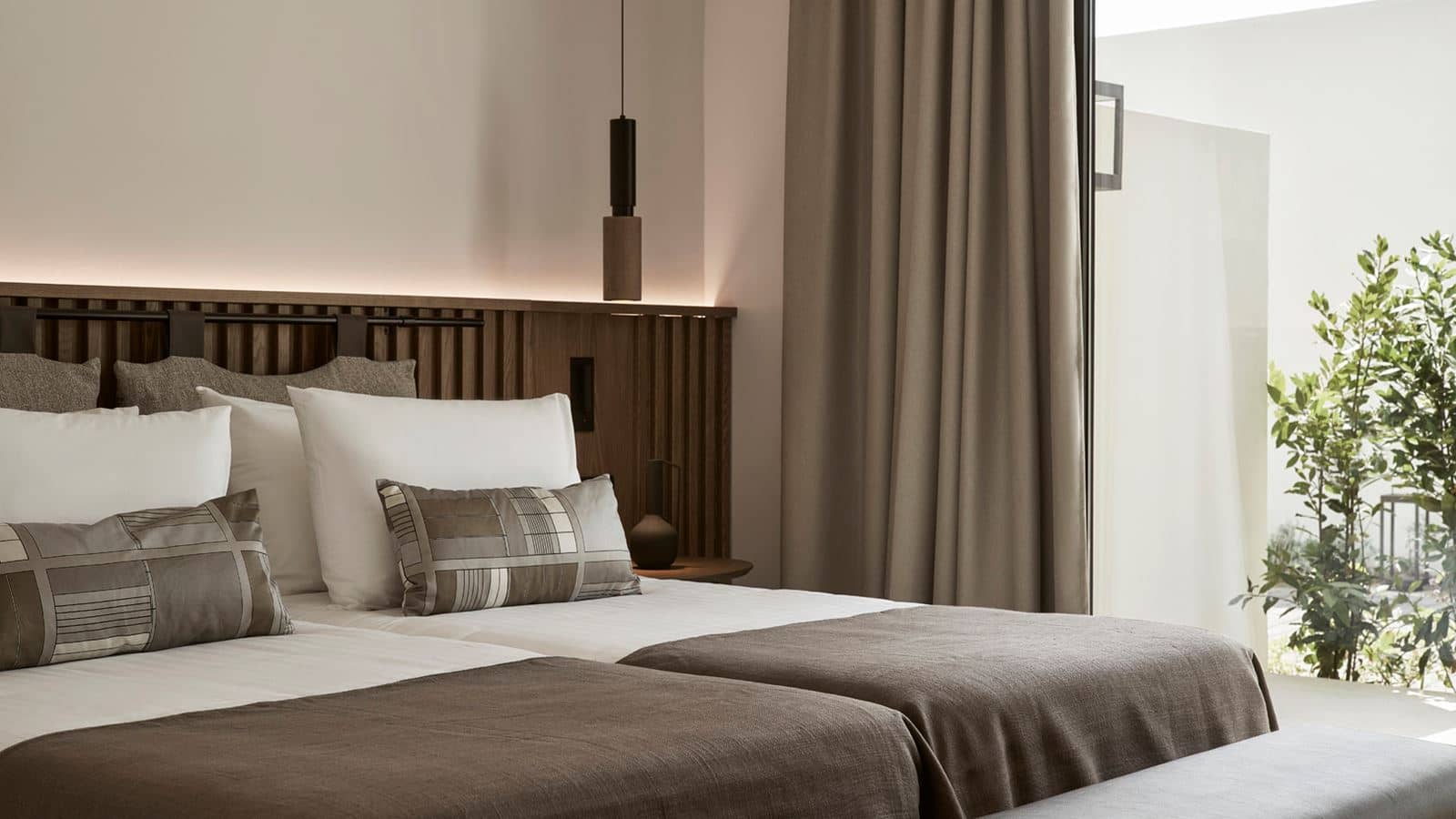 rooms-corfiot-2-bedroom-suite-with-private-pool