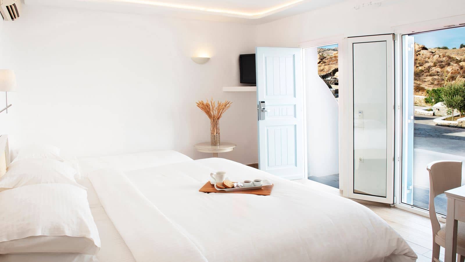 rooms-double-or-twin-deluxe