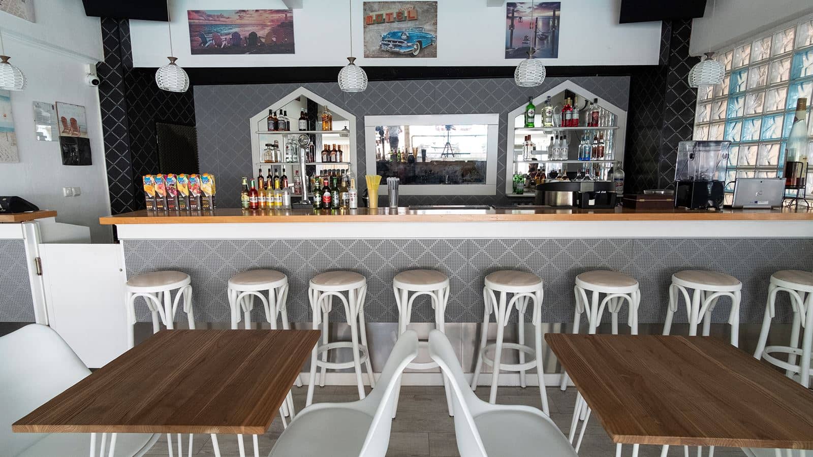 bars-bar