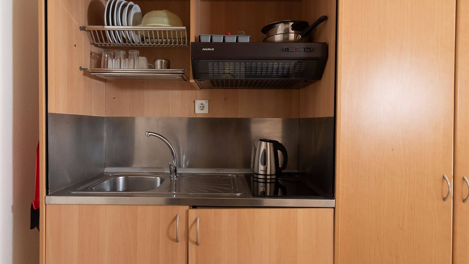 rooms-room-standart-triple