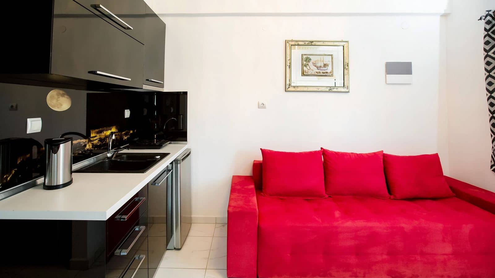 rooms-deluxe-suite