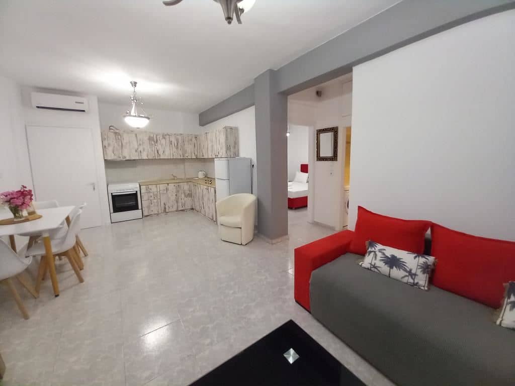 rooms-family-apartment-2-bedrooms-garden-view