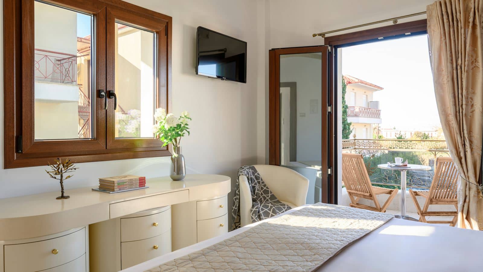 rooms-suite-front-sea-view