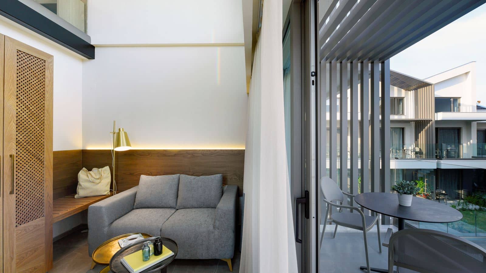 rooms-premier-loft-poll-view-balcony