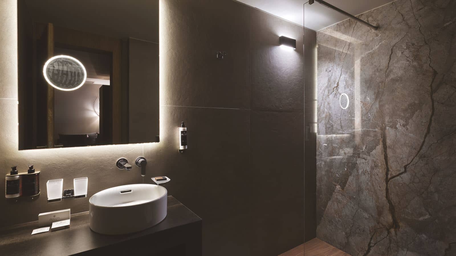 rooms-moonstone-suite-sea-view-no-plunge-pool