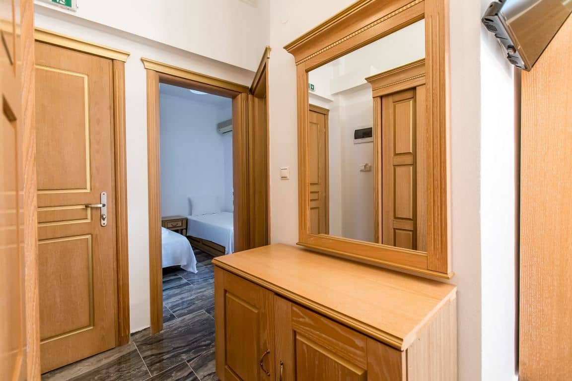 rooms-junior-suite-front-sea-view