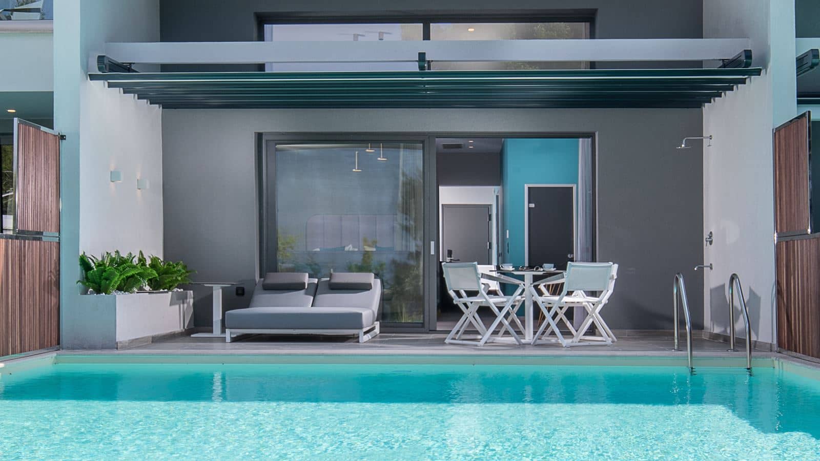 rooms-deluxe-suite