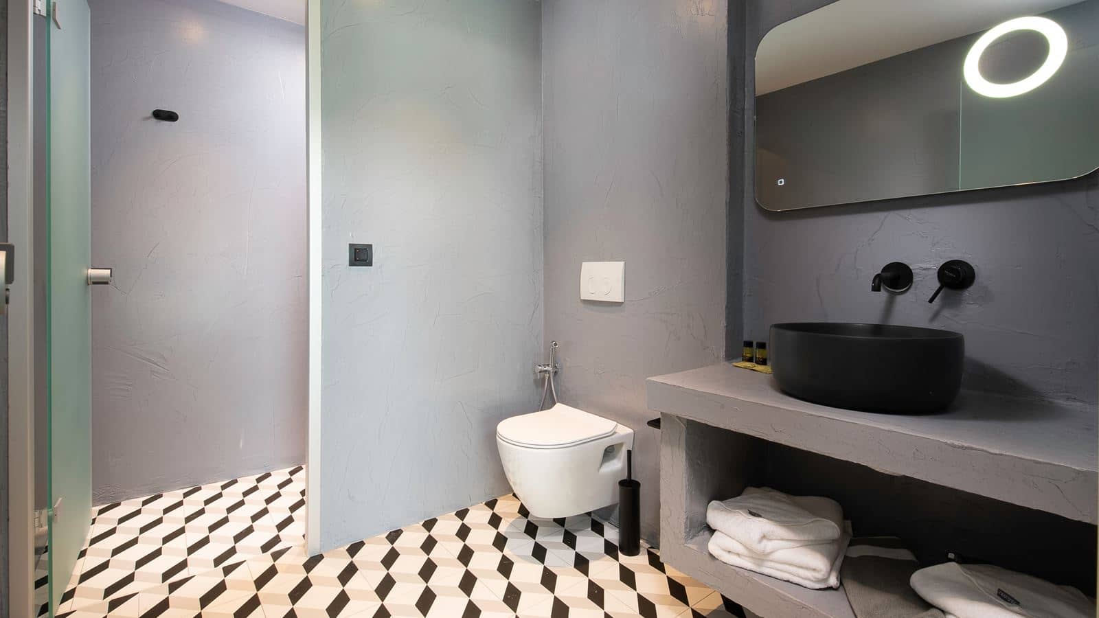 rooms-deluxe-suite