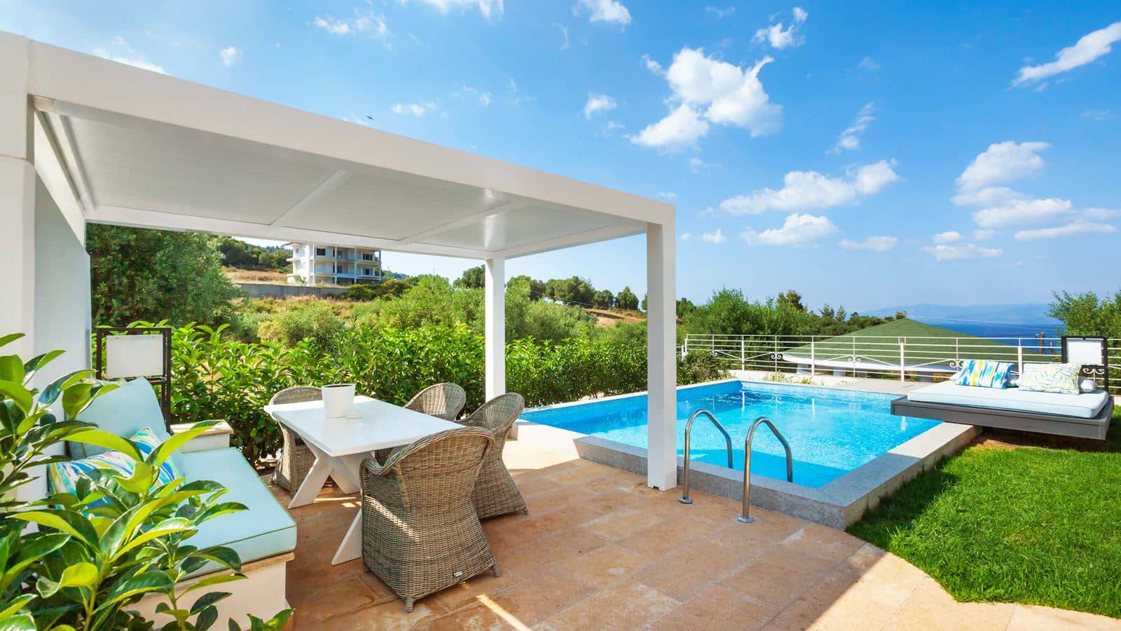 rooms-premium-suite-private-pool