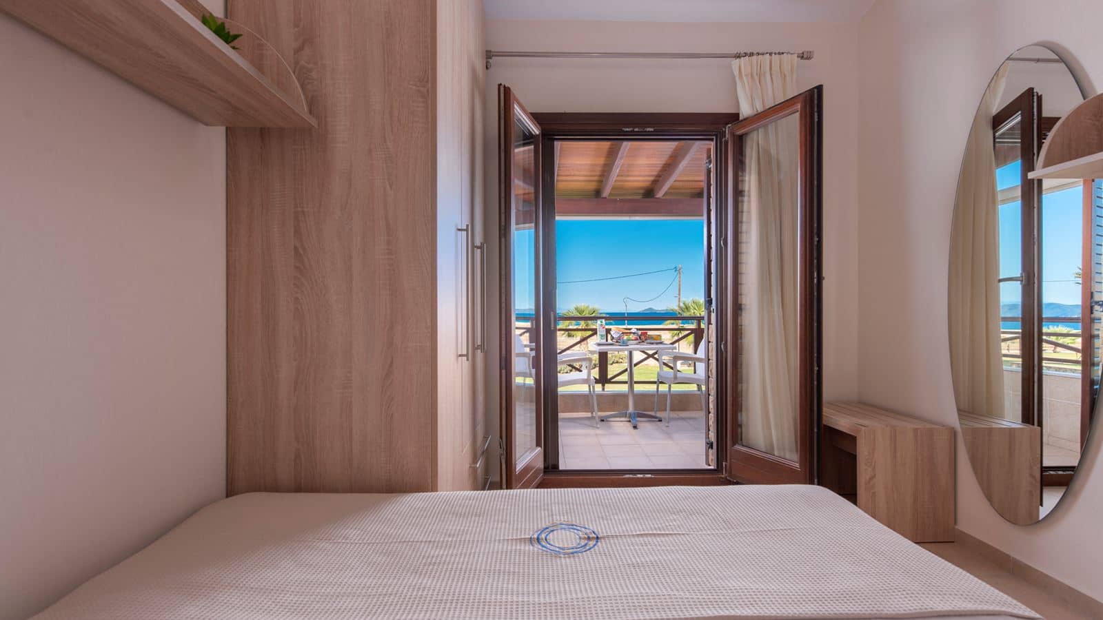 rooms-elegant-villa-sea-view