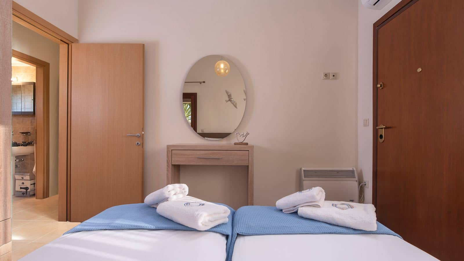 rooms-elegant-villa-sea-view
