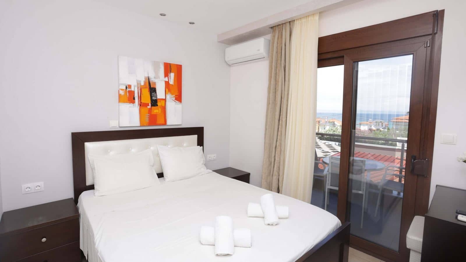 rooms-family-studio-sea-view