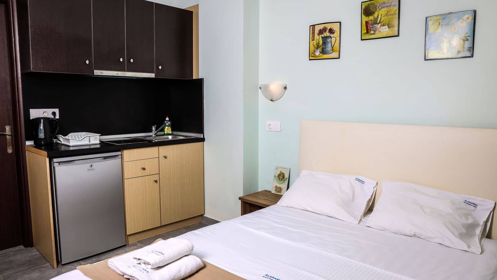 rooms-double-studio