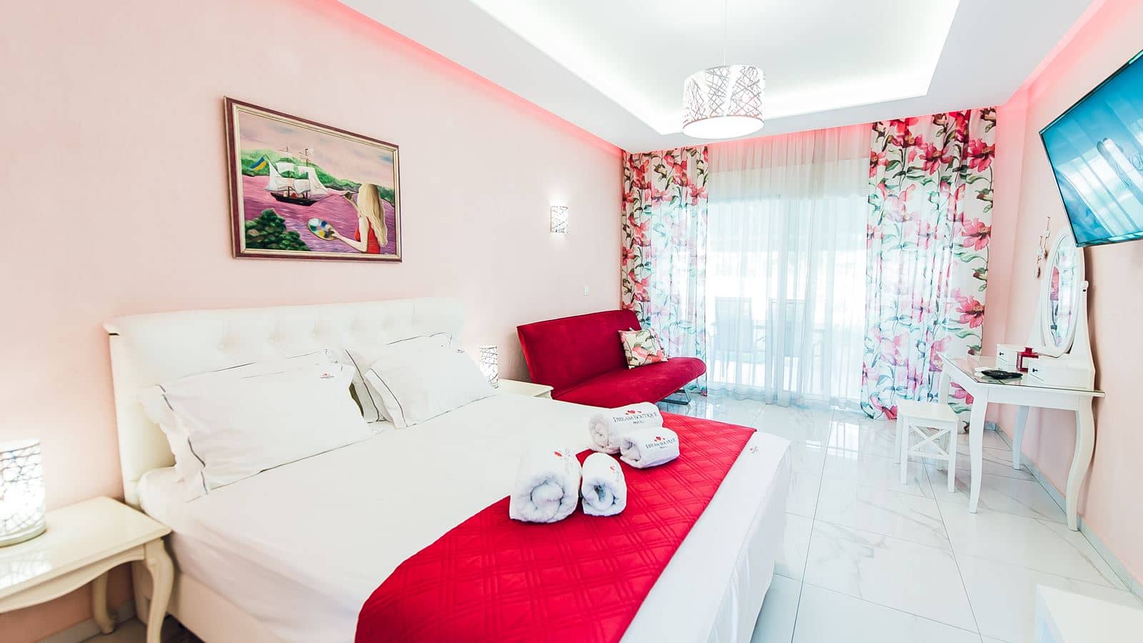 rooms-luxury-studio