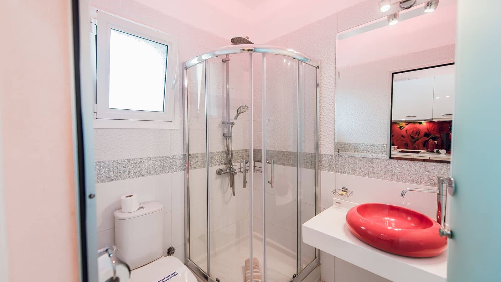 rooms-luxury-studio