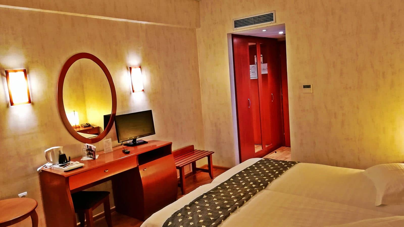 rooms-single-room