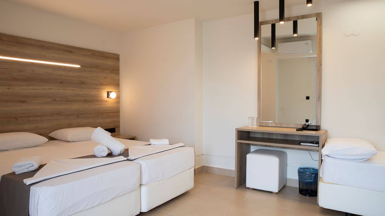 rooms-standard-triple-room
