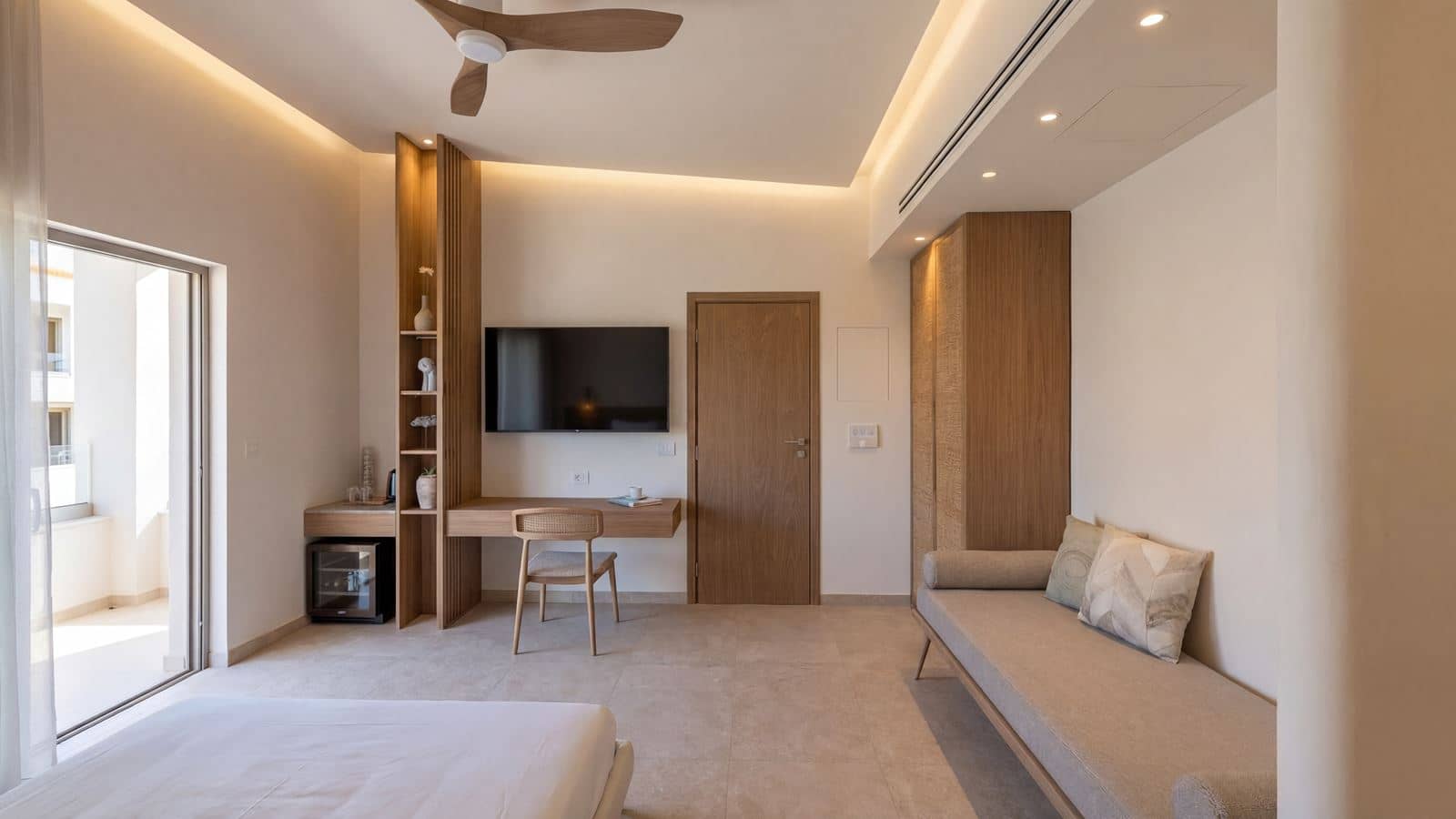 rooms-classic-room