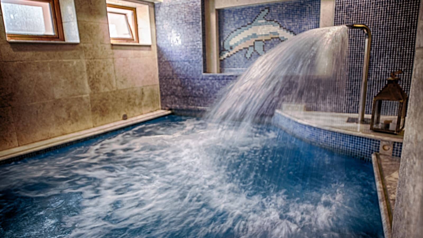 pools-indoor-pool