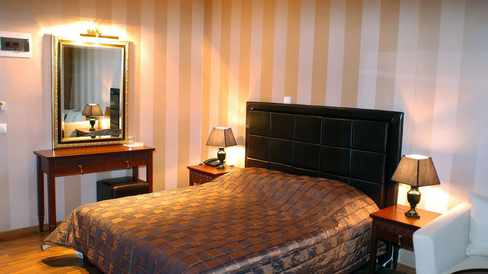 rooms-double-or-twin-room