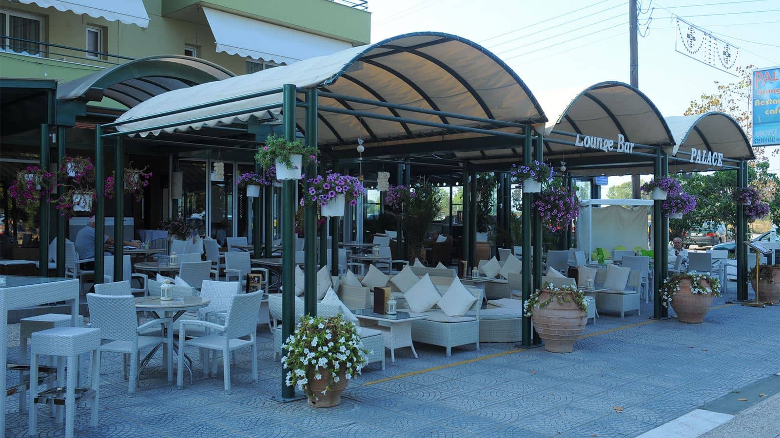 bars-main-bar