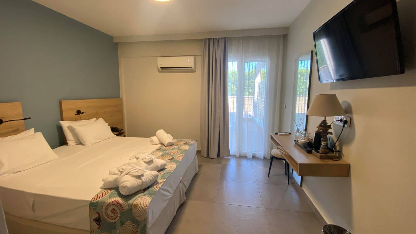 rooms-junior-suite-with-private-pool