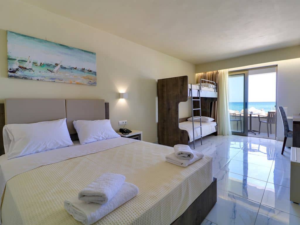 rooms-quadruple-sea-side
