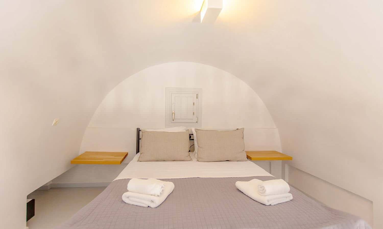 rooms-grand-suite-with-seaview-split-level