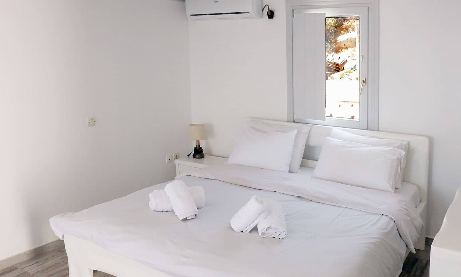 rooms-premier-suite-with-seaview