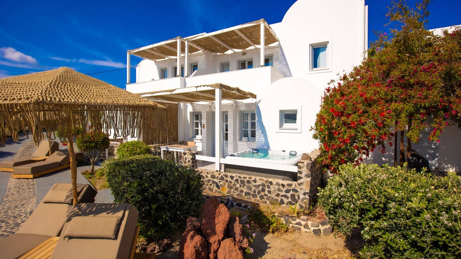 rooms-premier-suite-with-hot-tub--seaview