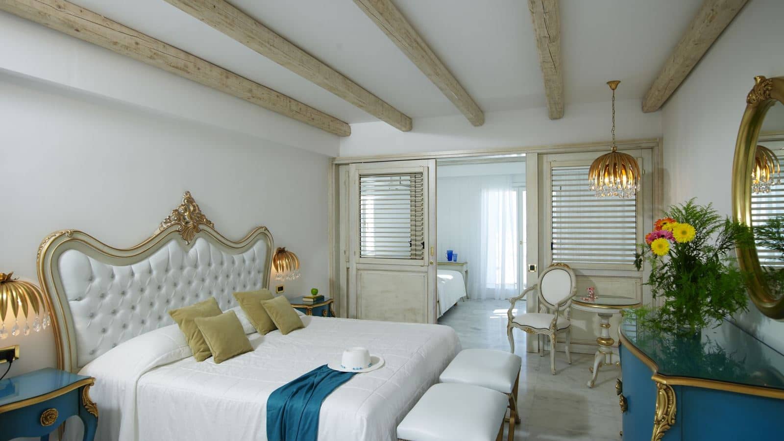 rooms-family-garden-view