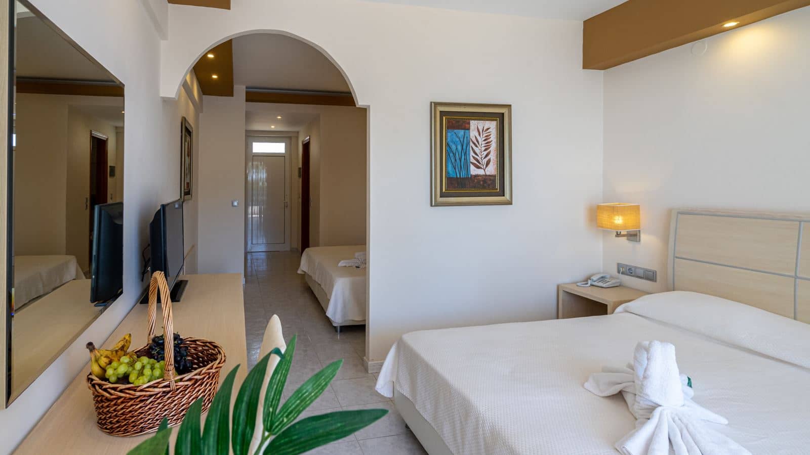 rooms-family-room