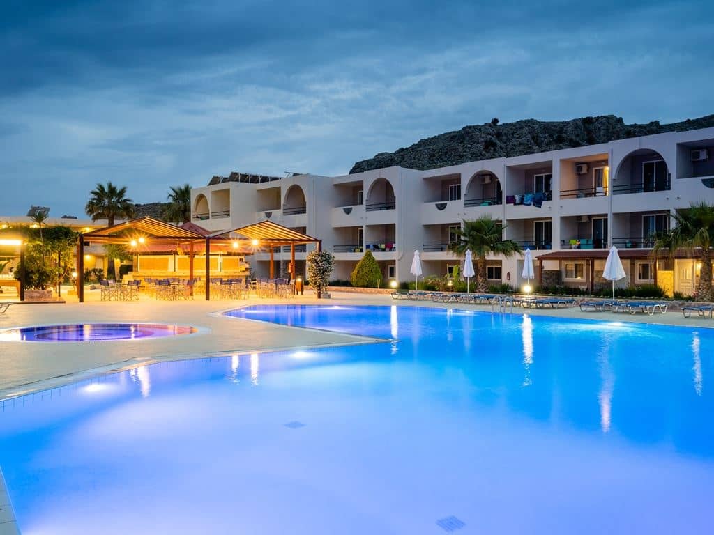pools-outdoor-pool