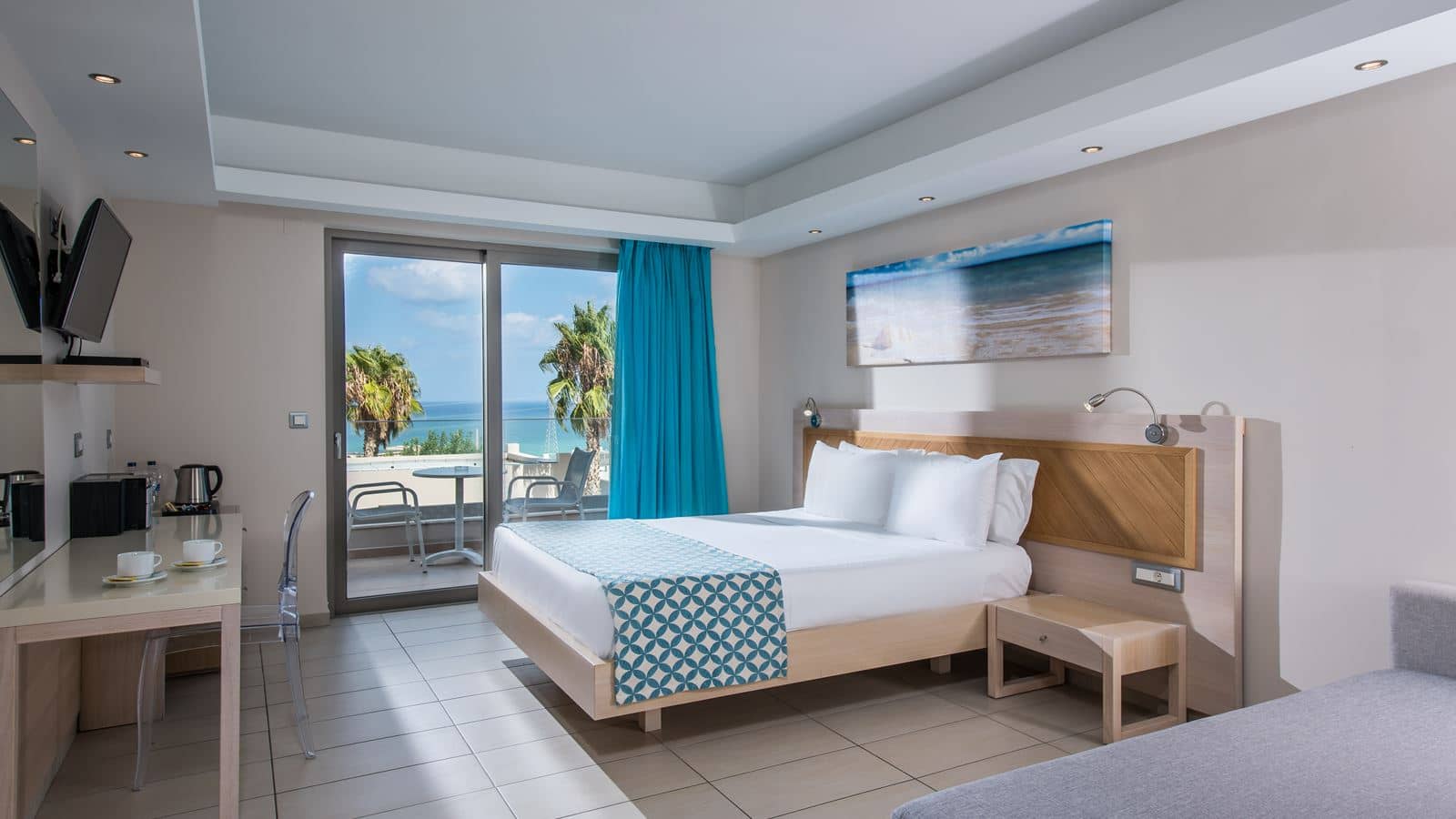 rooms-superior-double-sea-view-balcony-or-terrace