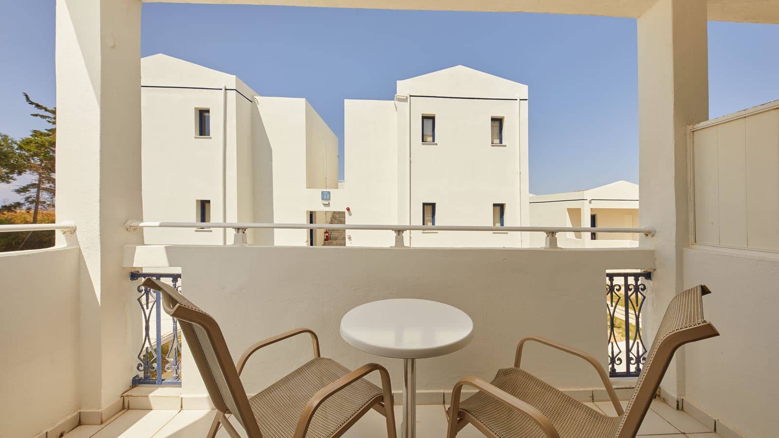 rooms-double-inland-view