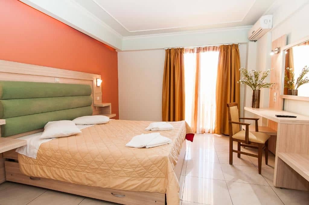 rooms-superior-doubletwin-room
