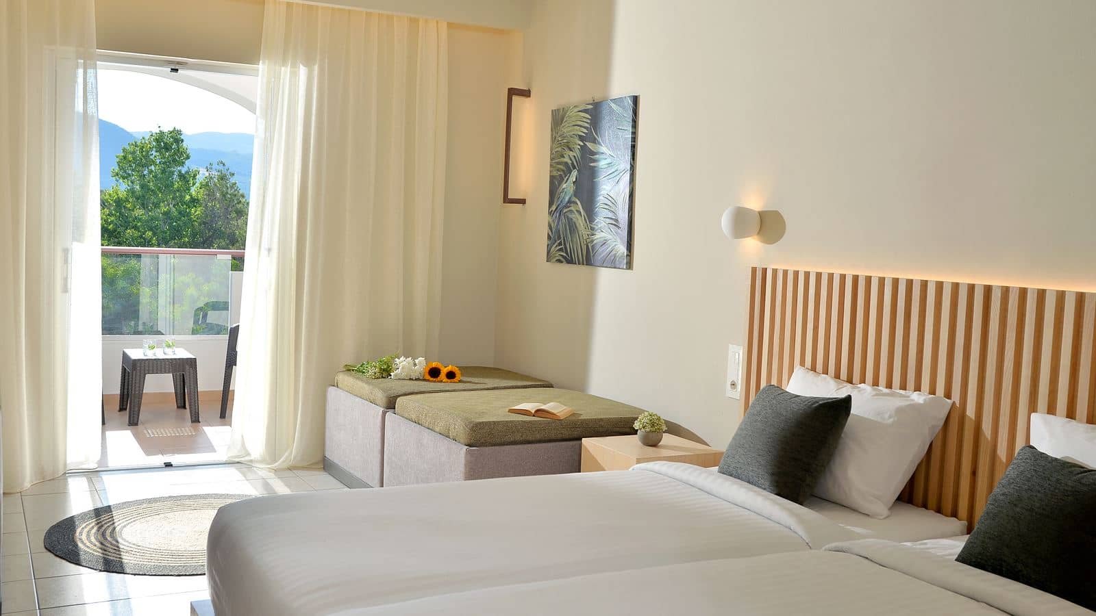 rooms-superior-room-side-sea-view-balcony-or-terrace