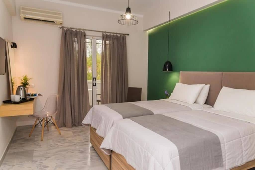 rooms-superior-double-room-balcony-or-terrace